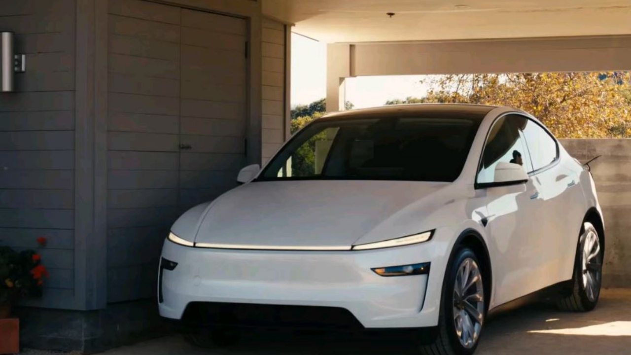 Ucuz Tesla Türkiye’ye Gelecek mi? Model Y Standard Ne Zaman Satışta Olacak?