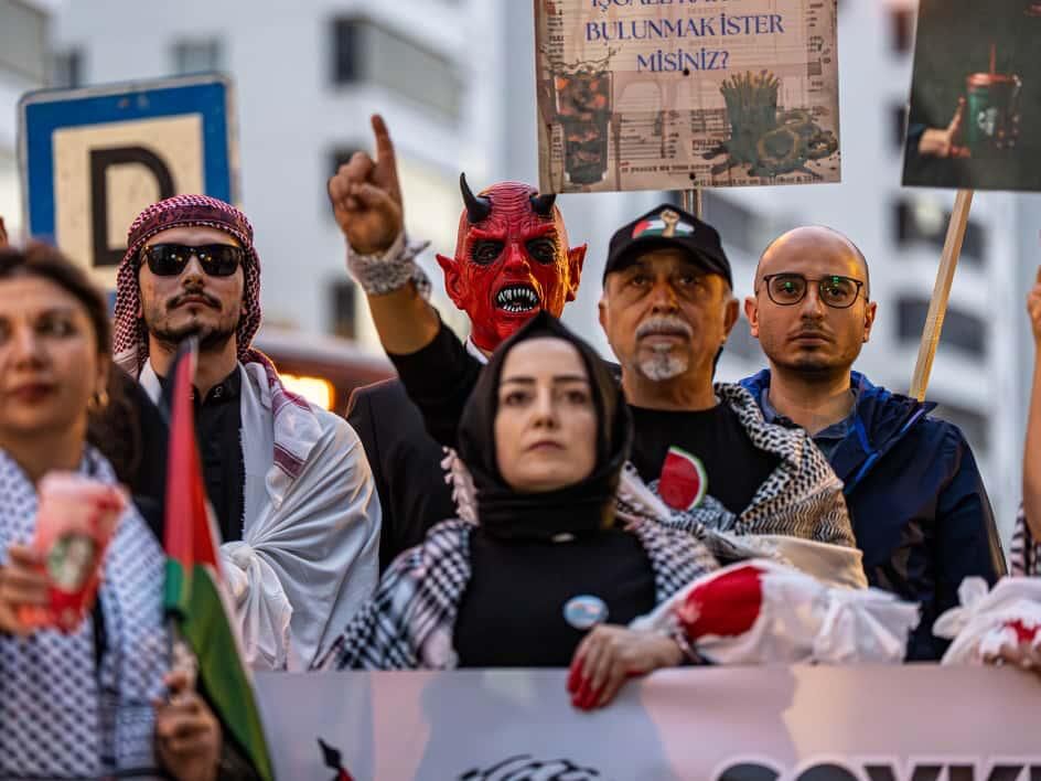 Kahramanmaraşlı Gönüllüler Filistin’e Destek İçin 30 Günlük Nöbette (1)