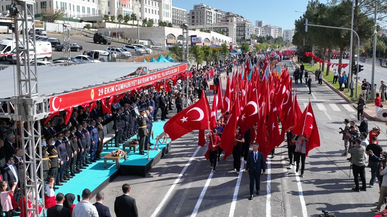 Kahramanmaraş’ta Cumhuriyet’in 102. Yılı Coşkuyla Kutlandı (1)