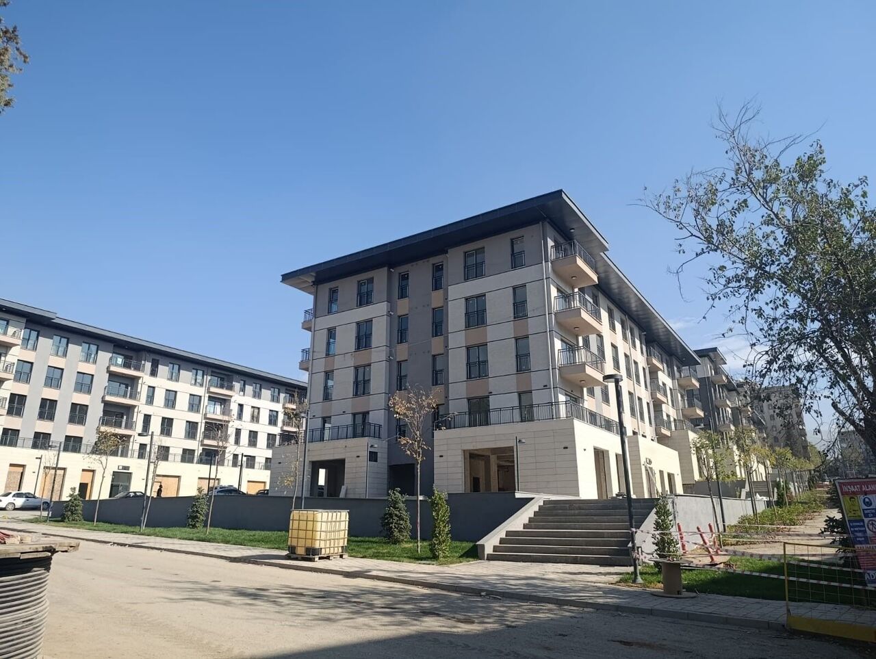 Kahramanmaraş’ta Modern Depreme Dayanıklı Konutlar Yükseliyor (1)