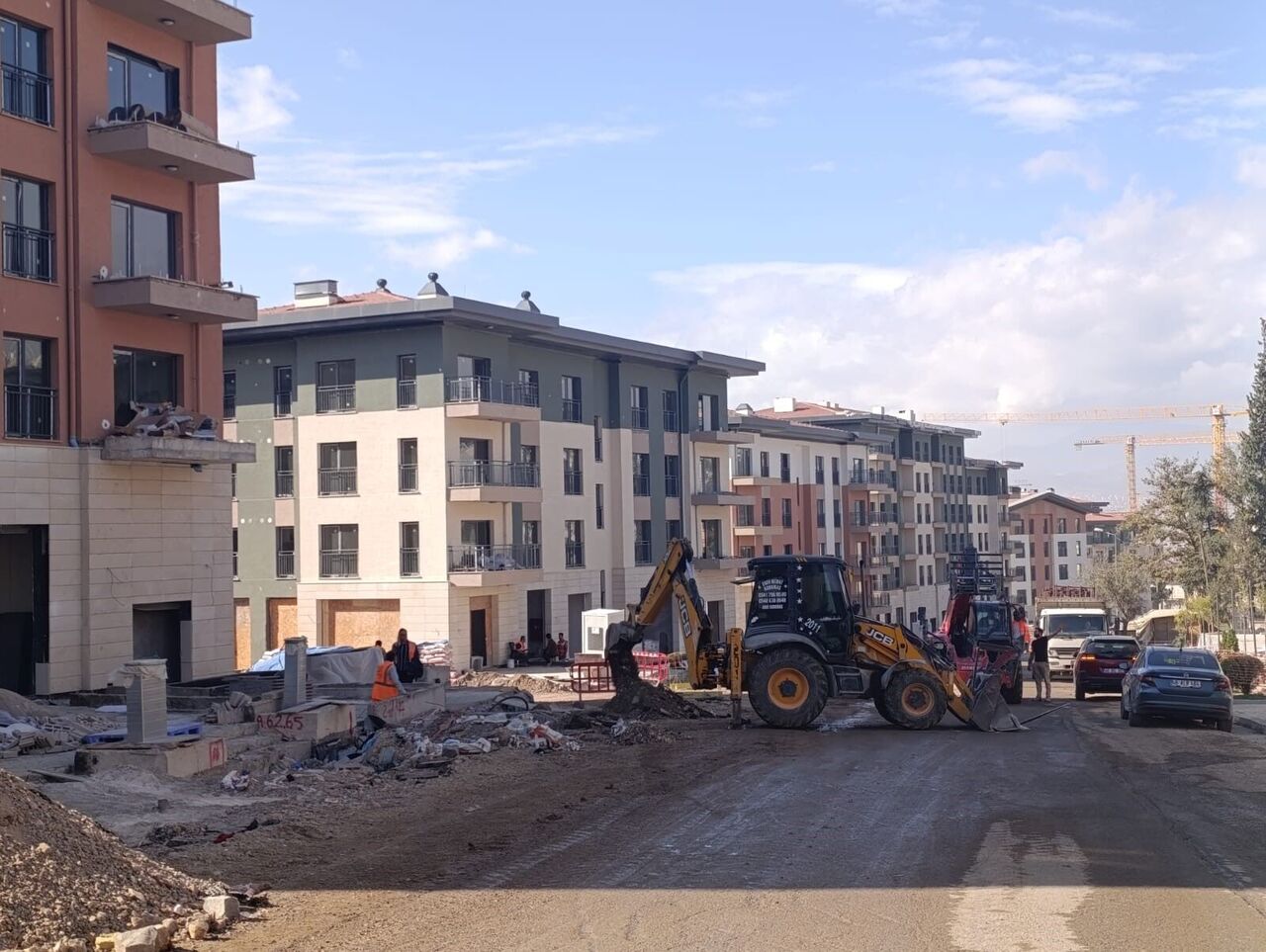 Kahramanmaraş’ta Modern Depreme Dayanıklı Konutlar Yükseliyor (11)