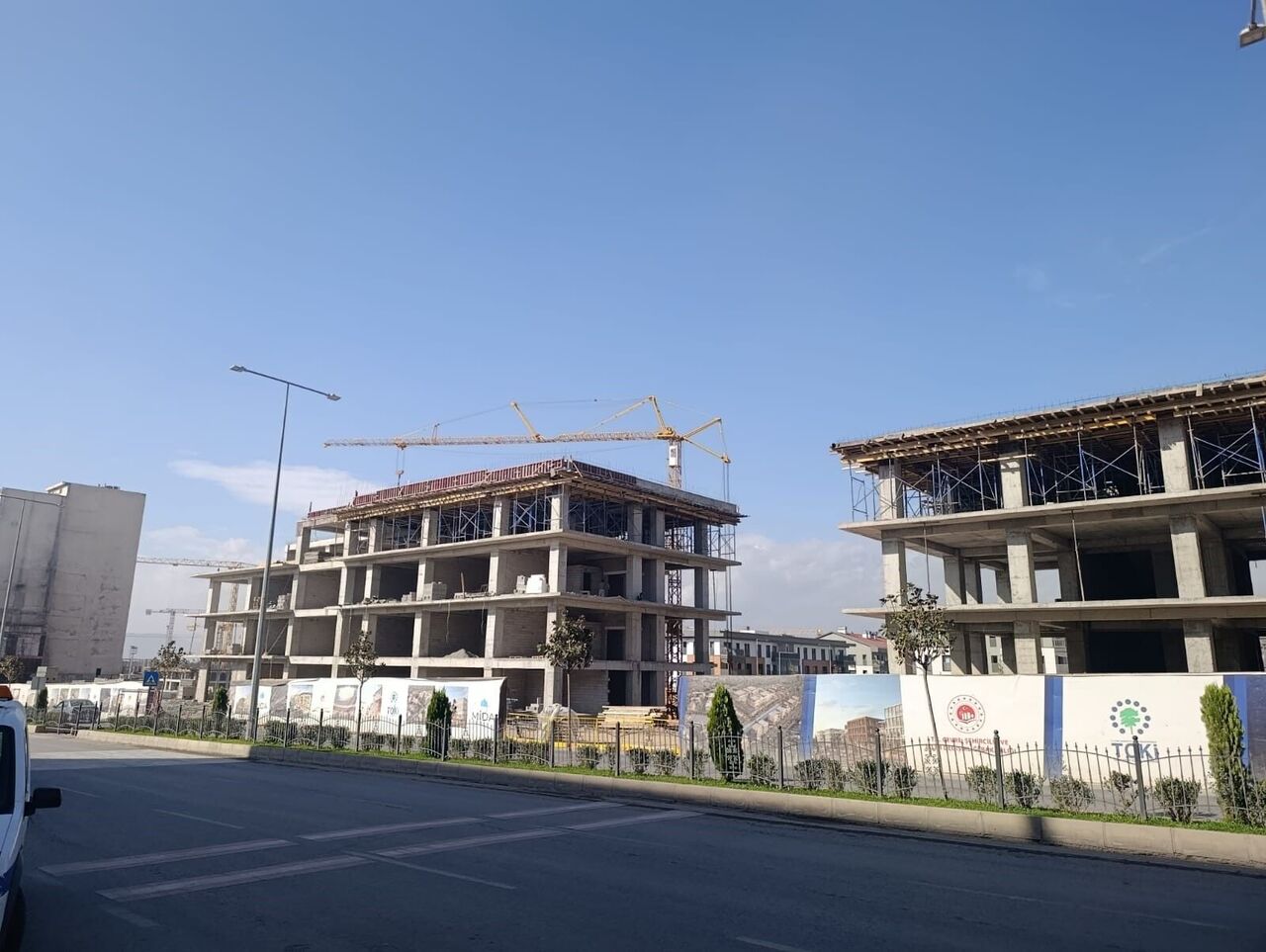Kahramanmaraş’ta Modern Depreme Dayanıklı Konutlar Yükseliyor (8)