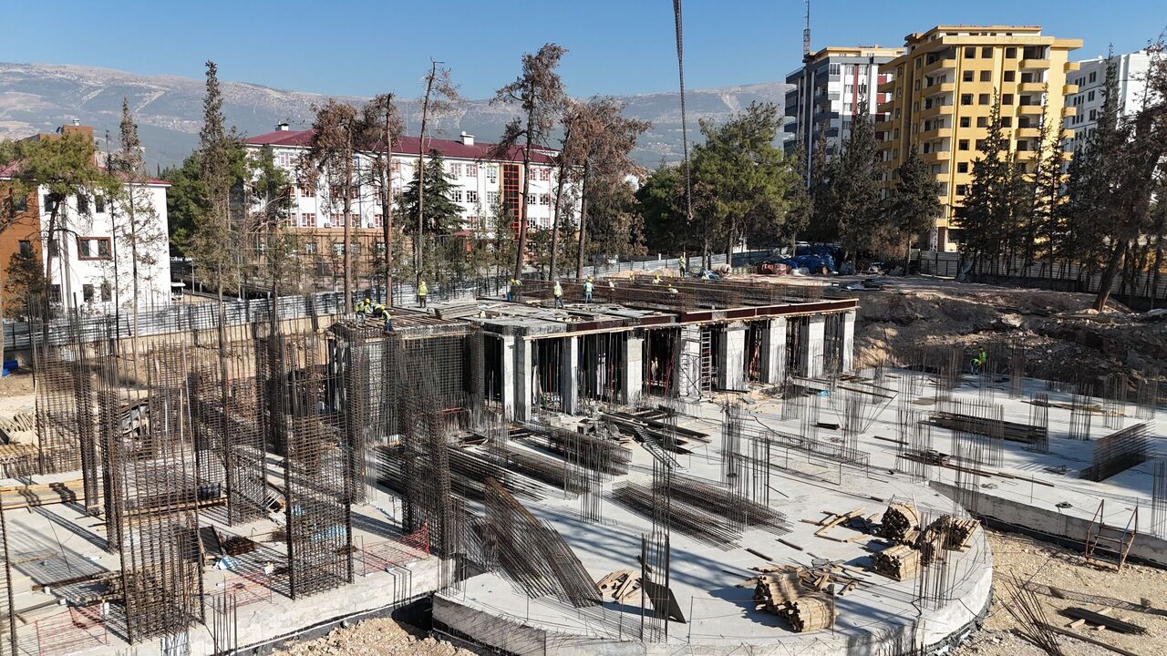 Kahramanmaraş'ta Öğretmenevi İnşaatı Hızla Yükseliyor 2026’Ya Hazır (3)