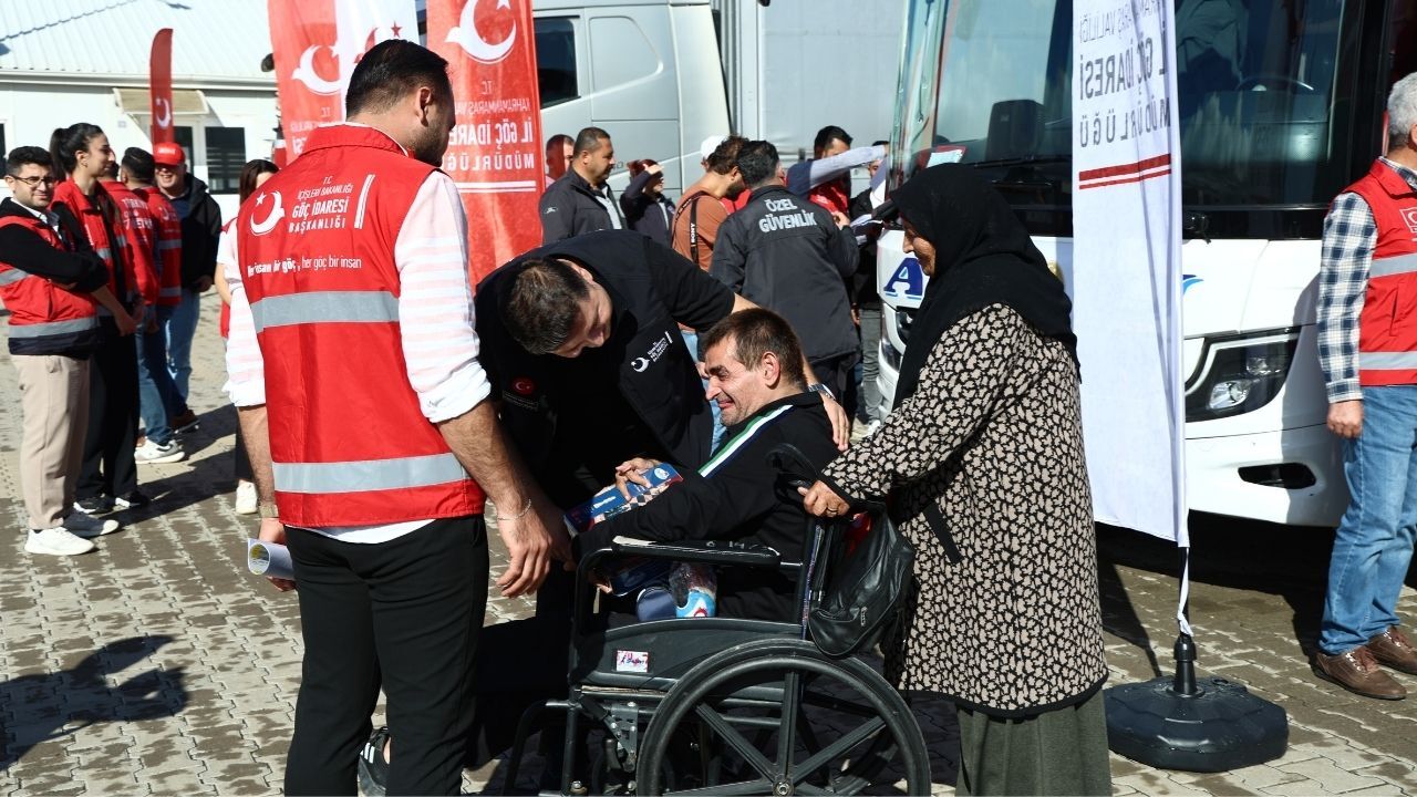 Kahramanmaraş’ta Suriyeliler Memleketine Uğurlandı (4)