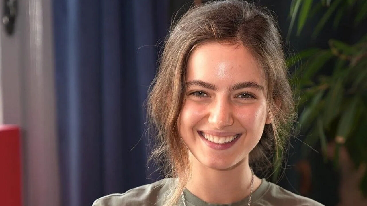 Taşacak Bu Deniz Eleni Kimdir? Ava Yaman Kaç Yaşında, Nereli?