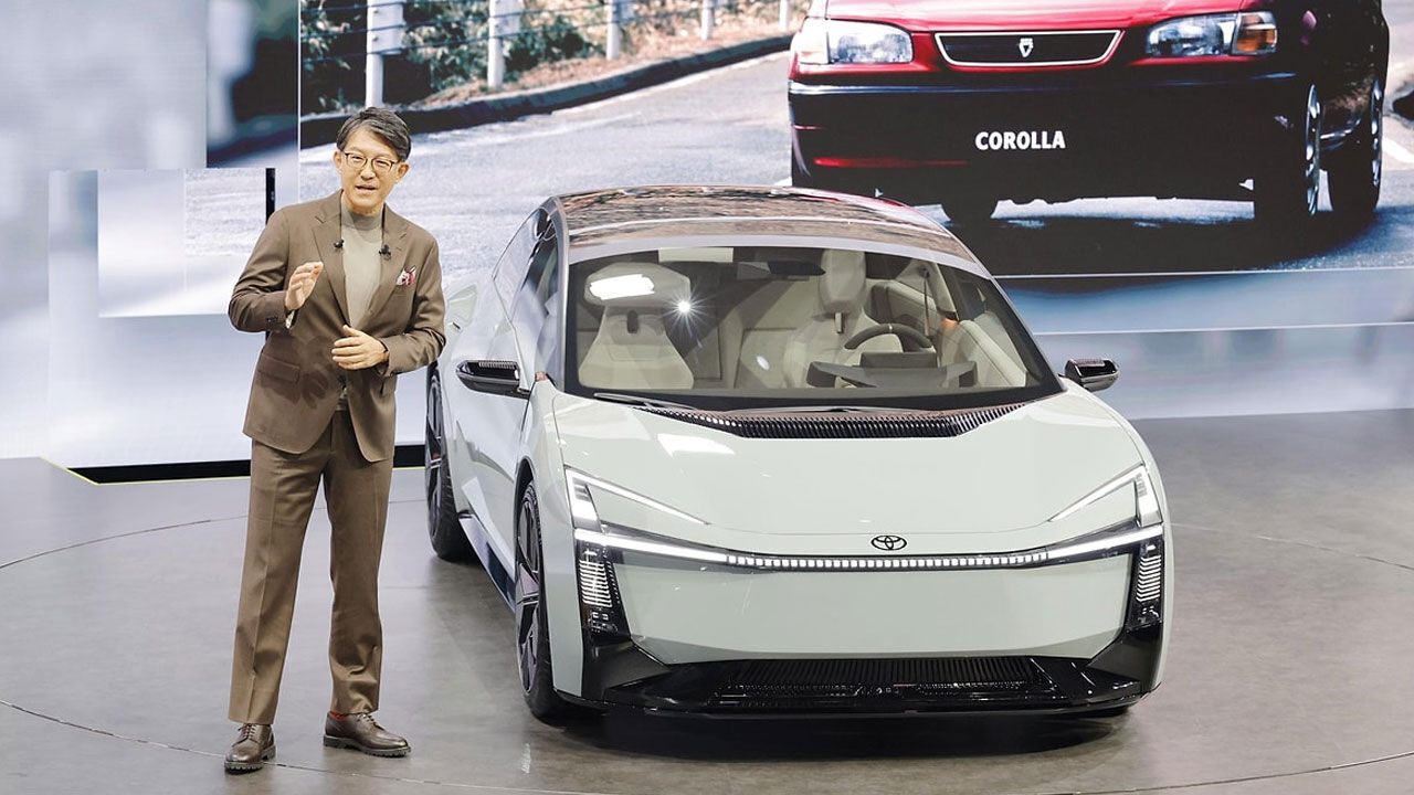 Yeni Corolla Tanıtıldı 500 Km Menzil Ve 200 Beygir Elektrikli Motor (3)