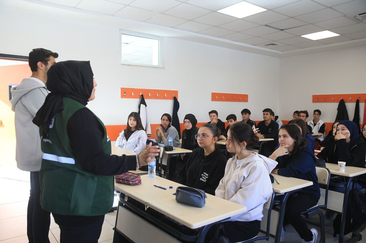 Yeşilay Kahramanmaraş’tan Gençlere Ve Ailelere Ücretsiz Destek (3)