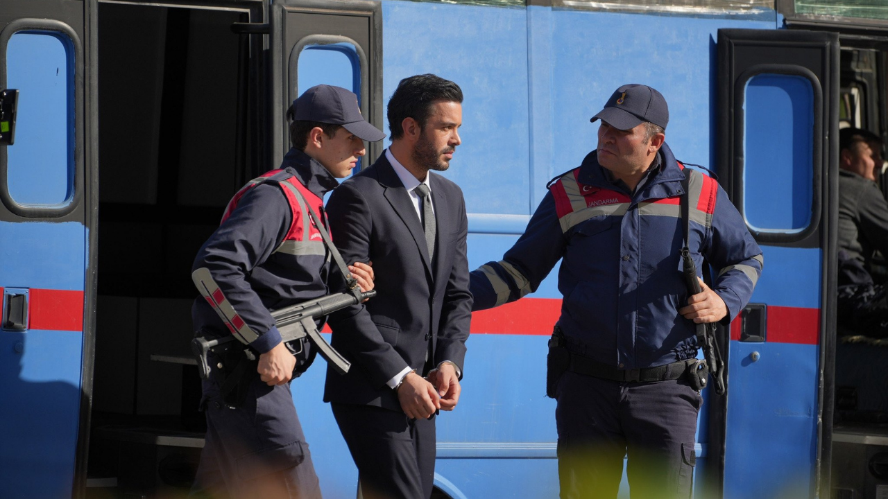 Aşk ve Gözyaşı 6. Bölüm: Meyra ve Selim Arasında Büyük Hesaplaşma! Meyra’yı Kim Kaçırdı?