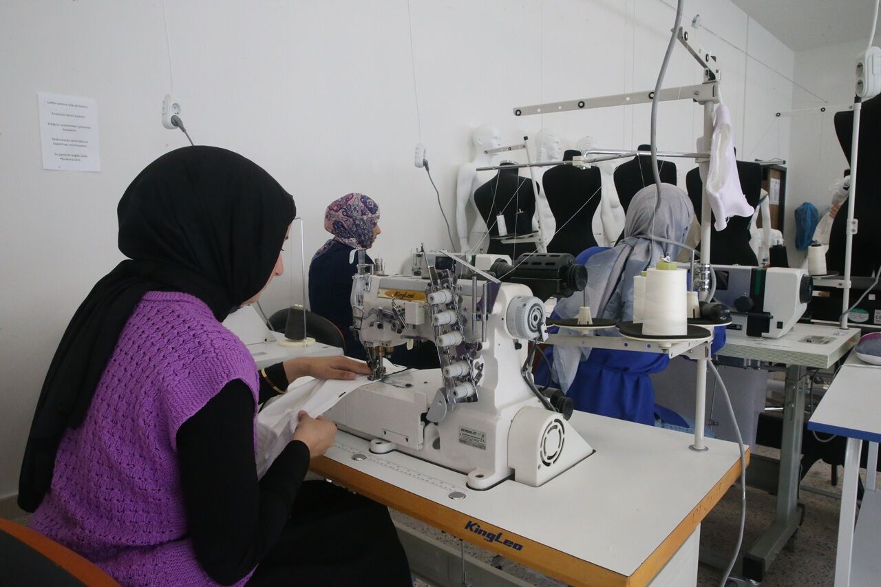 Bebek Ve Çocuk Kıyafetleri İhraç Ediliyor (3)