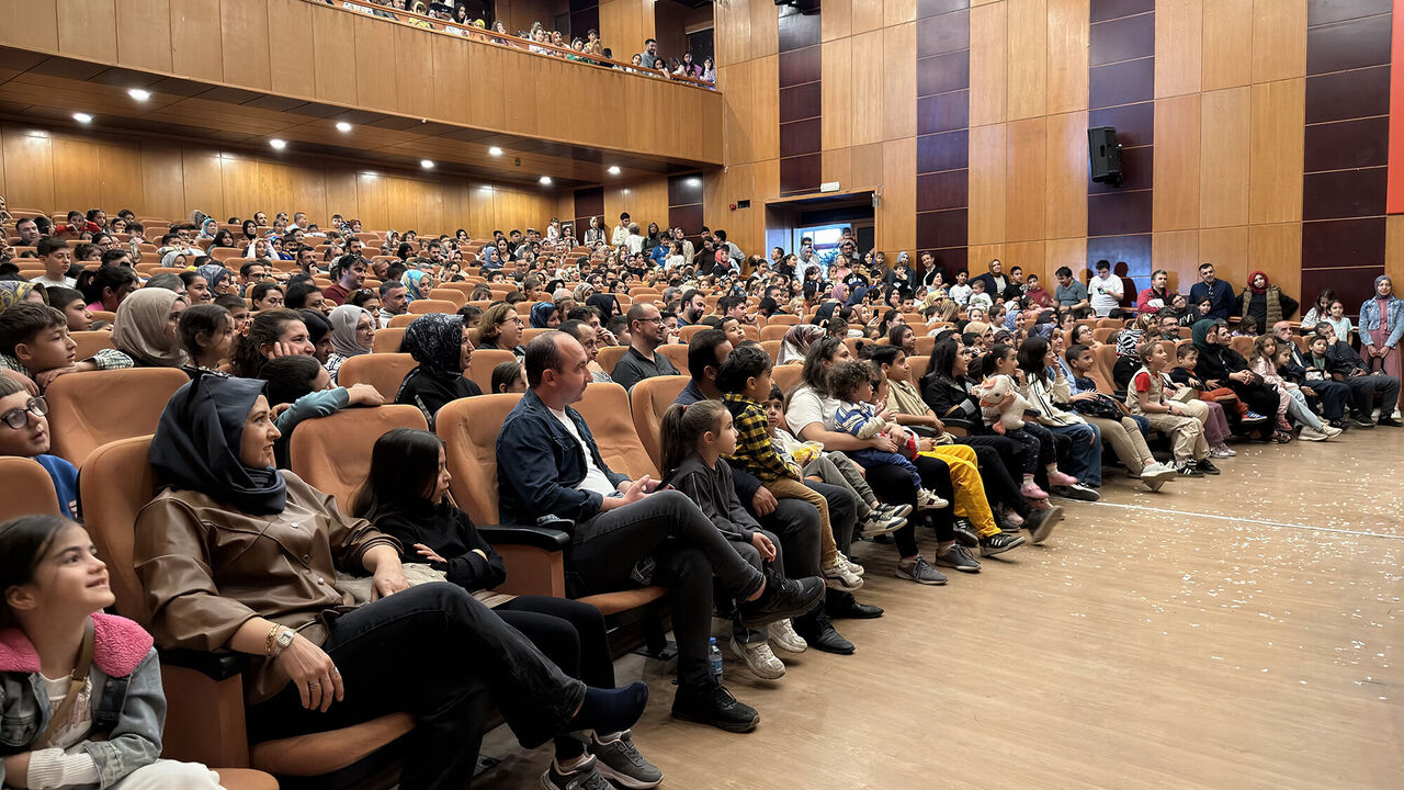 Çocuk Gösterisi (7)-1