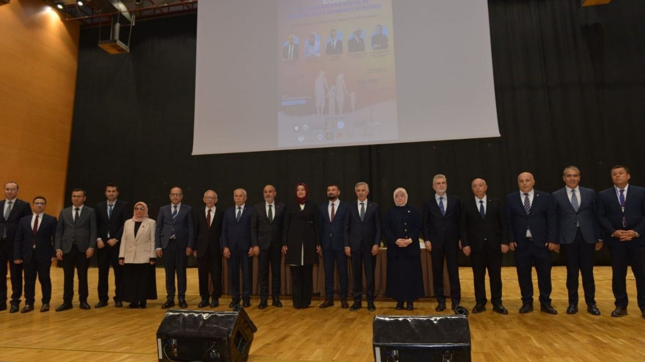 Fatma Betül Sayan Kaya Kahramanmaraş’ta Aileyi Güçlendiren Projeleri Anlattı (3)