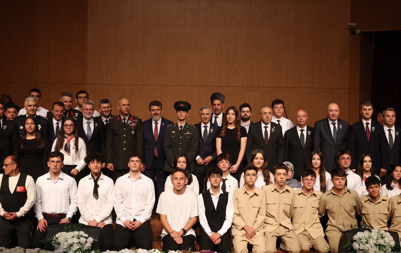 Kahramanmaraş’ta Atatürk Anma Programında Duygusal Anlar Yaşandı (2)