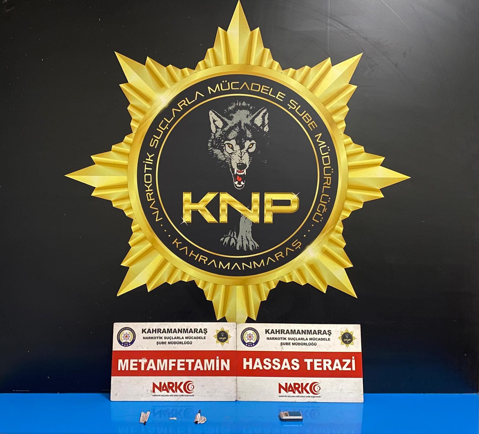 Kahramanmaraş’ta Narkotik Operasyonu 2 Şahıs Tutuklandı (1)