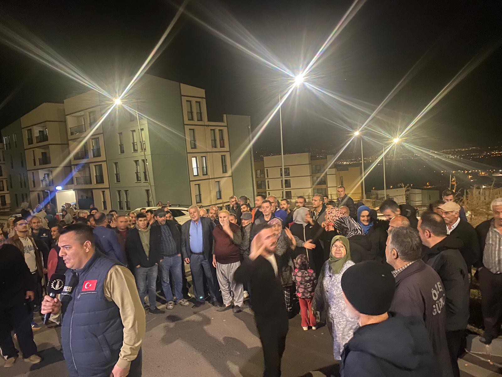 Kahramanmaraş'ta Toki̇ Sakinleri Yönetimi Protesto Etti (1)-1