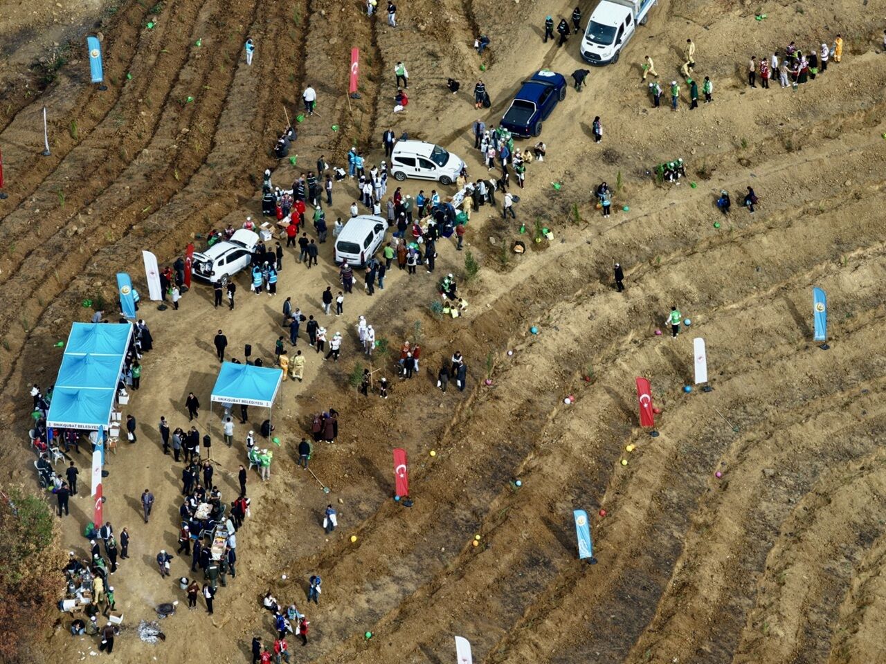 Kahramanmaraş’ta Yangın Alanları Yeşile Büründü Bin 500 Fidan Toprakla Buluştu (2)