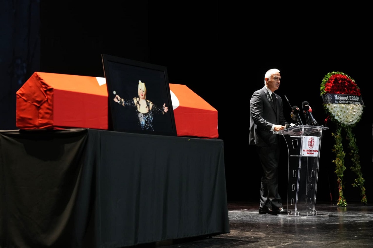 Muazzez Abacı Için Akm’de Veda Töreni Düzenlendi “Bir Müzik Abidesiydi” (4)