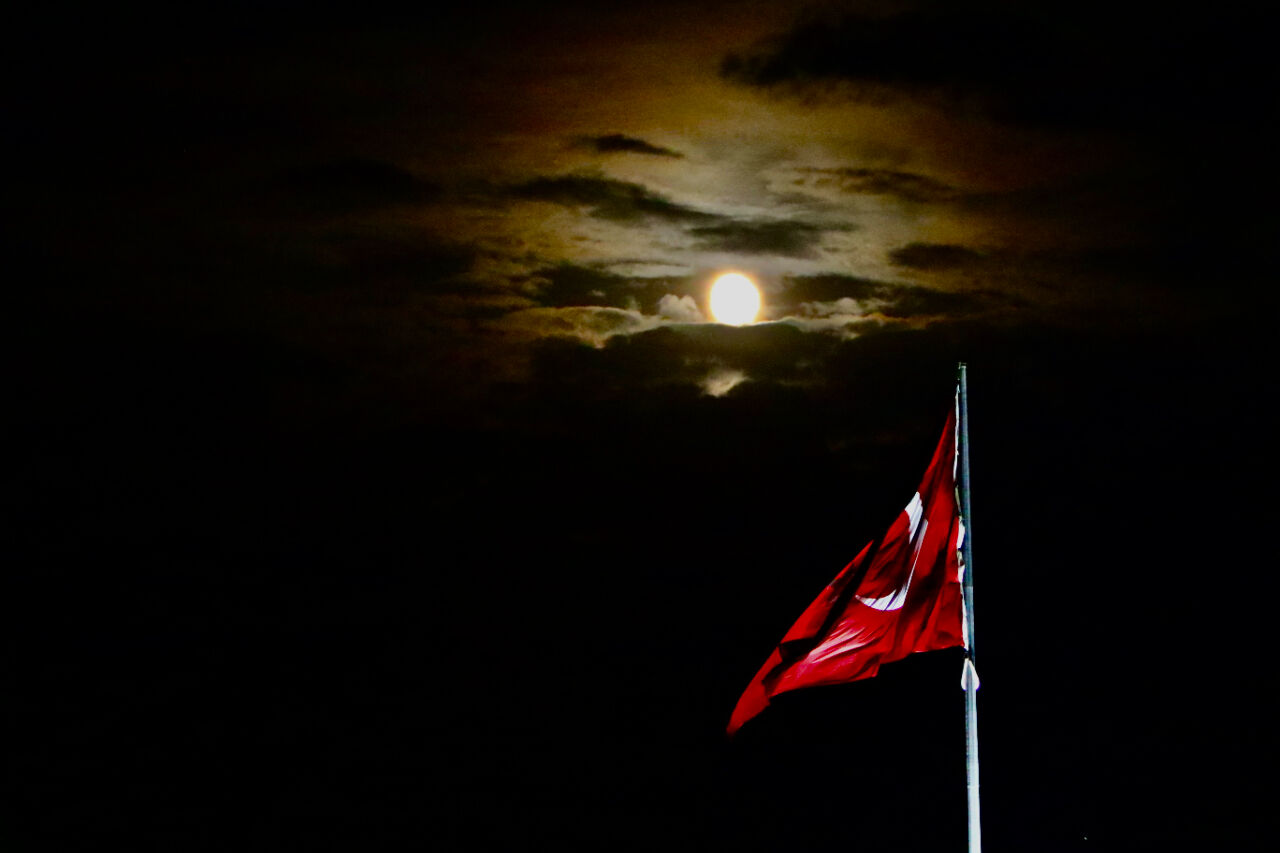 Türkiye’nin Dört Bir Yanından Süper Ay Manzaraları