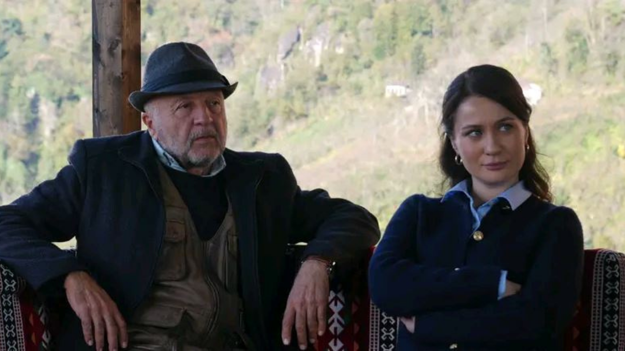 Taşacak Bu Deniz Dizisinin Senaristleri Kim Ayşe Ferda Eryılmaz Ve Nehir Erdem Hakkında Bilgiler (3)