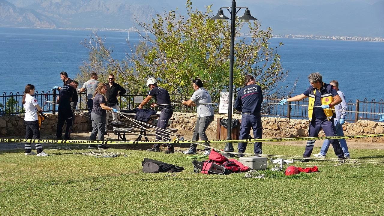 Antalya’da Falezlerdeki Şüpheli Ölümde Dikkat Çeken Gelişme Gözaltına Alınan Iki Kişi Serbest Bırakıldı (4)