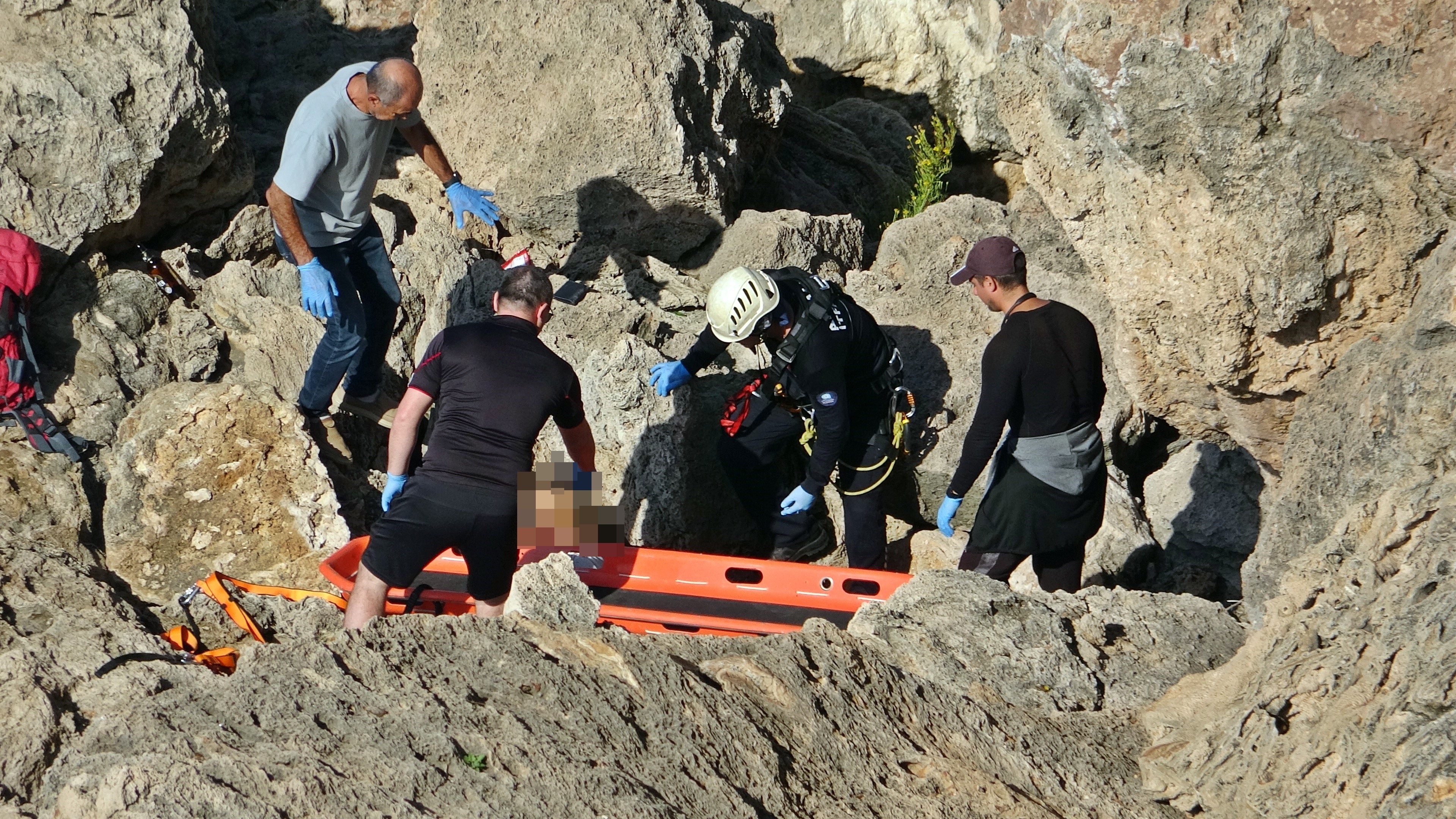 Antalya’da Falezlerdeki Şüpheli Ölümde Dikkat Çeken Gelişme Gözaltına Alınan Iki Kişi Serbest Bırakıldı (5)