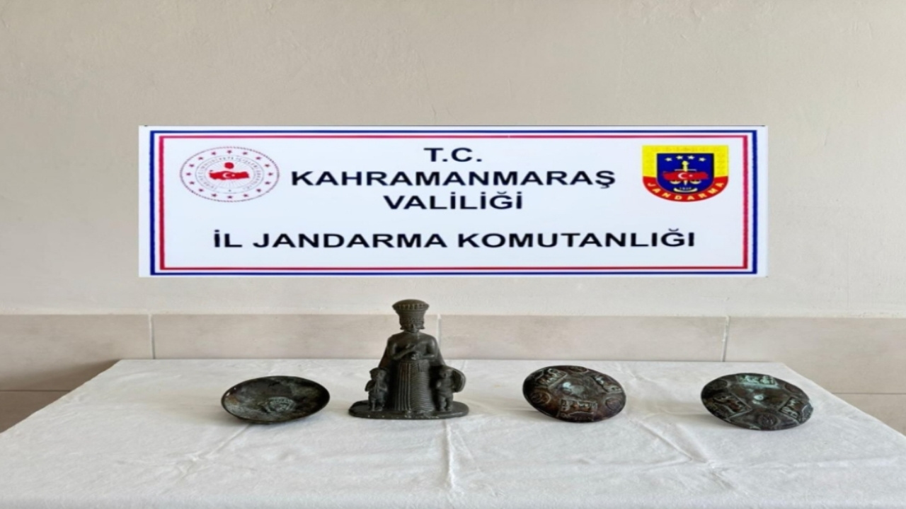 Kahramanmaraş Göksun’da Roma Dönemine Ait 4 Tarihi Obje Ele Geçirildi-1