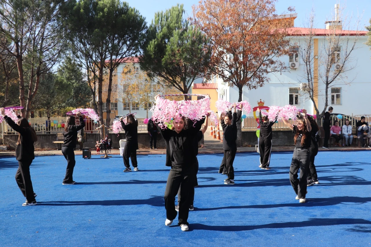 Kahramanmaraş’ta 3 Aralık Dünya Engelliler Günü Kutlandı (2)