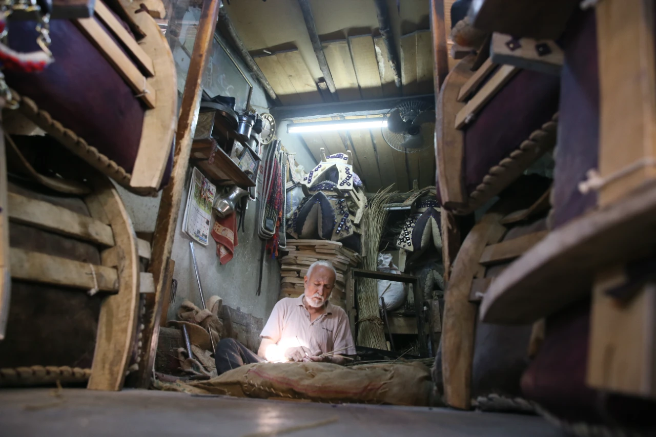 Kahramanmaraş’ta 60 Yıllık Semer Ustası Yok Olmaya Yüz Tutan Mesleğini Yaşatıyor (7)