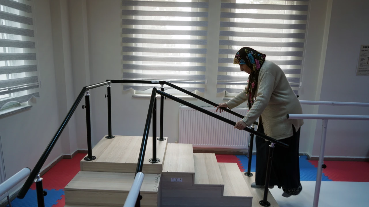 Kahramanmaraş’ta 938 Yaşlıya Sıcak Yemek, Sağlık Ve Bakım Desteği (2)