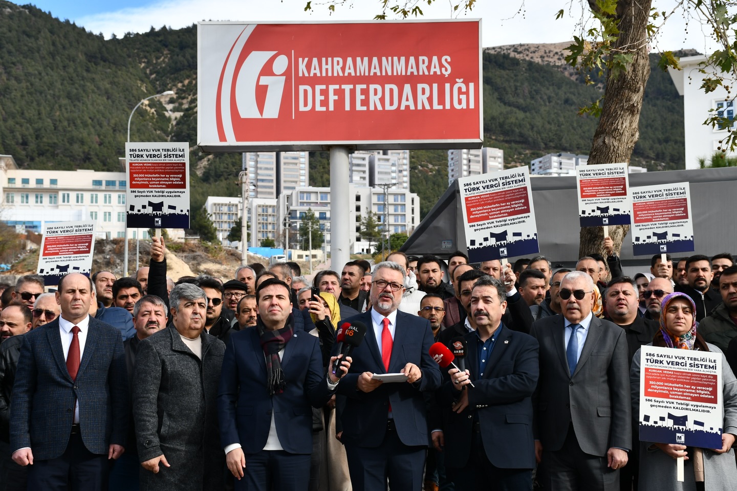 Kahramanmaraş’ta Binlerce Muhasebeci 586 Sayılı Tebliğe Karşı Sokağa Çıktı (1)