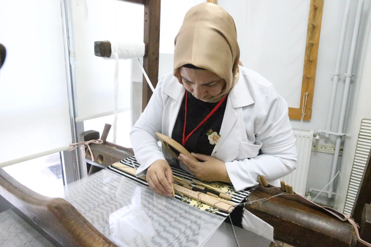 Kahramanmaraş’ta Geleneksel El Sanatları Modern Yorumla Yeniden Hayat Buldu (5)