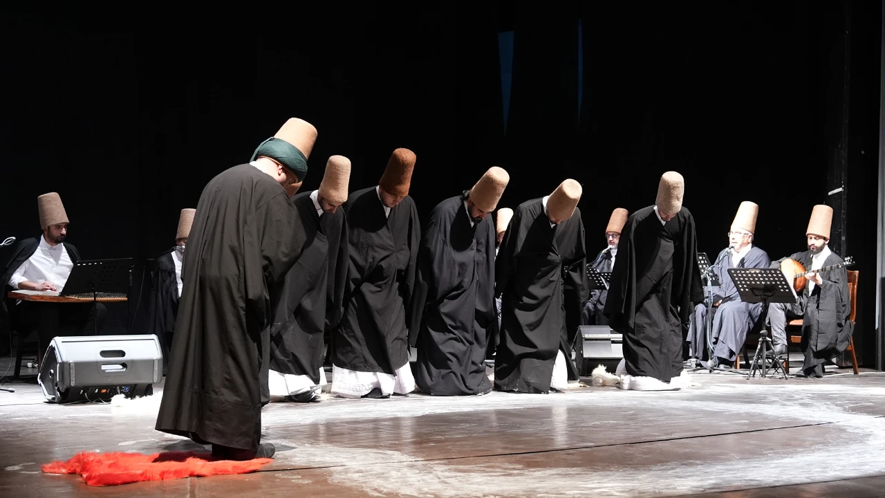 Kahramanmaraş’ta Hz. Mevlâna Vuslatının 752. Yılında Sema Töreniyle Anıldı (4)