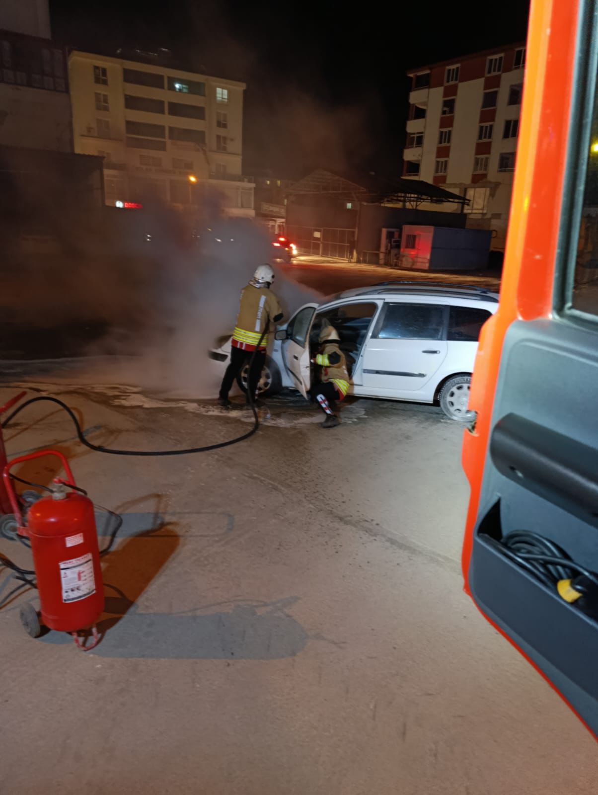 Kahramanmaraş'ta Petrol Yüklü Araca Itfaiye Müdahalesi Faciayı Önledi3