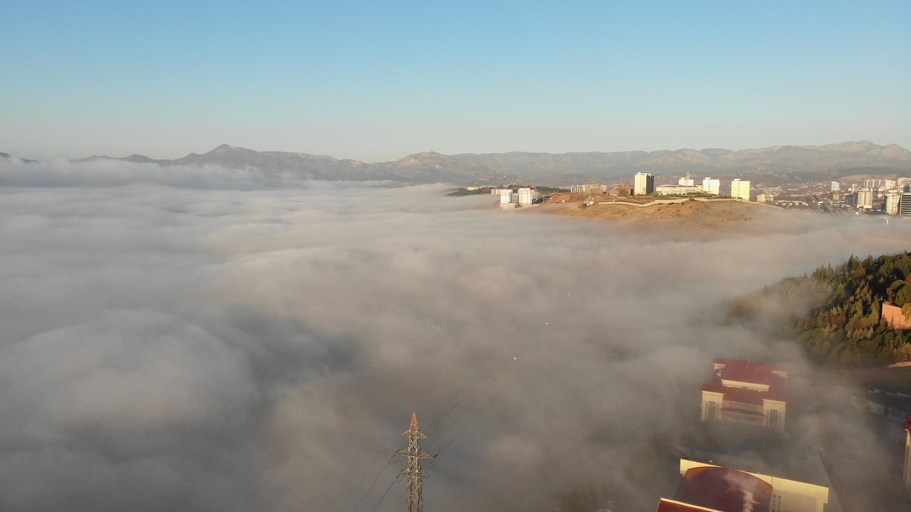 Kahramanmaraş'ta Sis Nedeniyle Görüş Mesafesi Düştü (3)