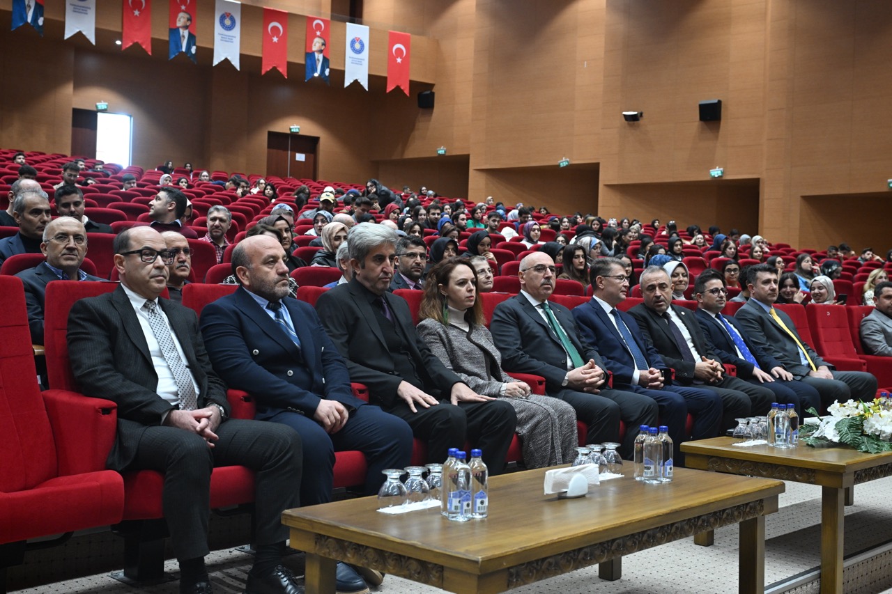 Kahramanmaraş’ta Türk Diline Dair Anlamlı Buluşma2