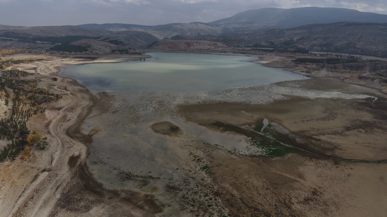 Konya’da Barajlar Alarm Veriyor Su Seviyesi Yüzde 1’E Kadar Düştü (1)