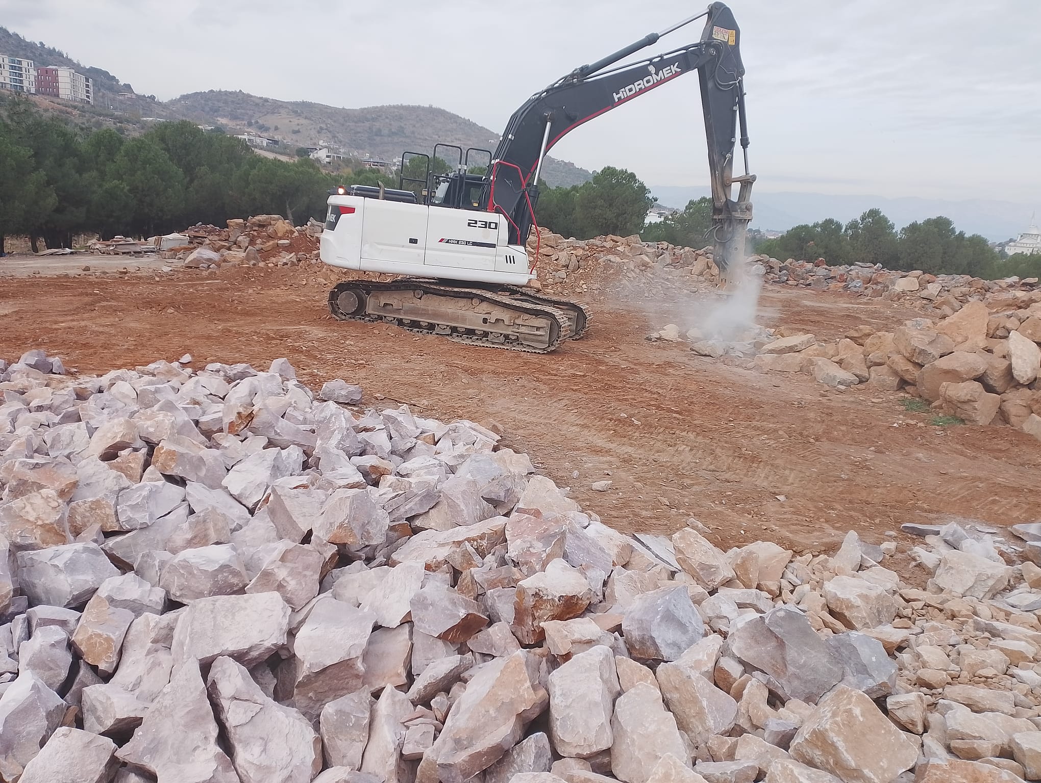 Onikişubat’ta 10 Mahallede Altyapı Ve Yol Yatırımı Tamamlandı (1)