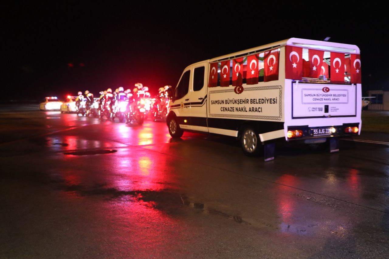 Şehit Polis Emre Albayrak’ın Cenazesi Samsun’a Getirildi7