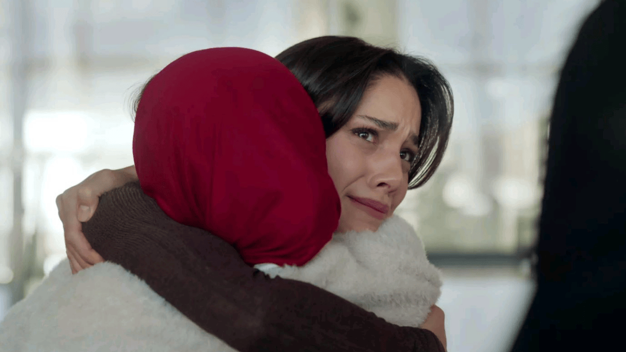 Zerrin Diziden Ayrılıyor Mu Dilin Döğer Uzak Şehir'e Veda Mı Ediyor (1)