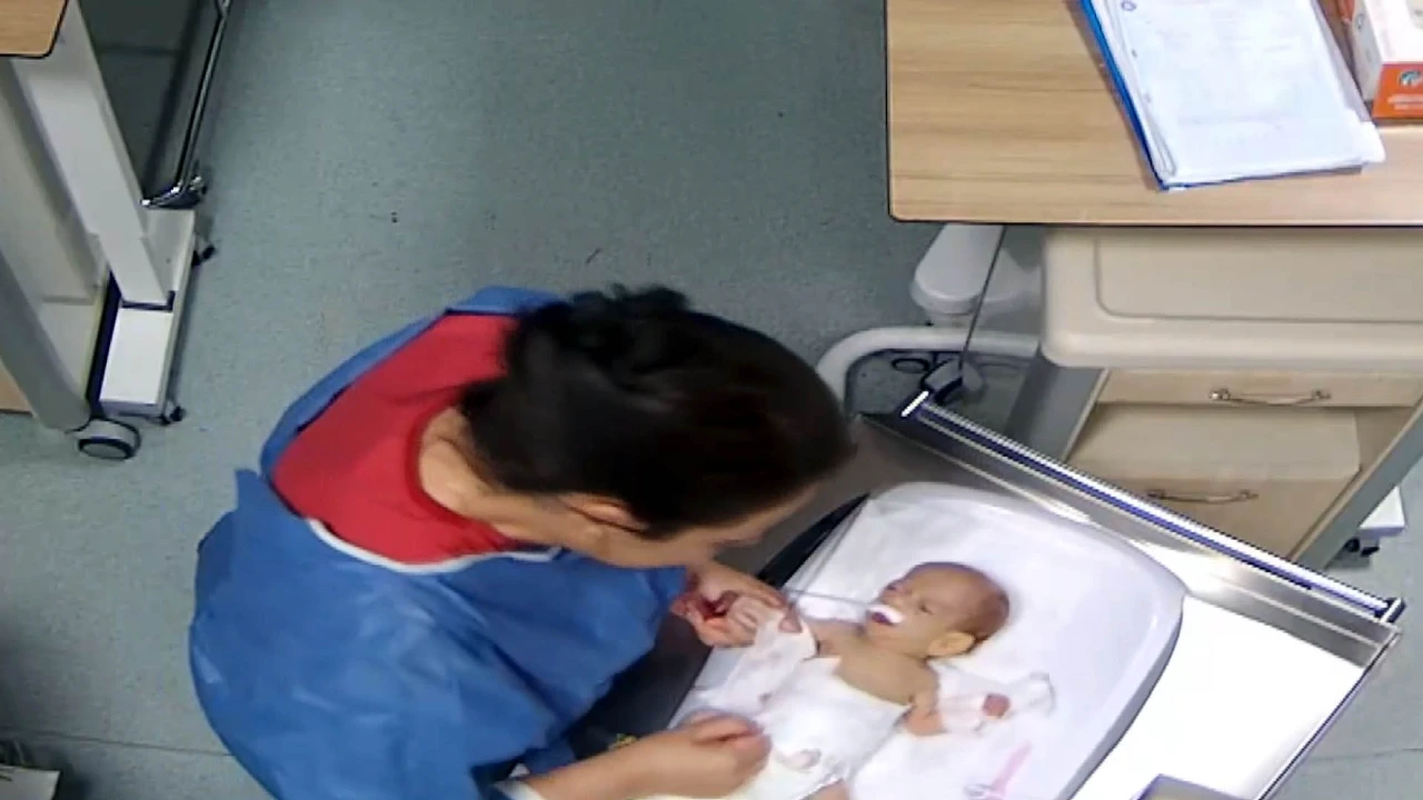 Deniz Esin Bozoklar Kimdir Küvözde Şiddet Iddiasıyla Gündeme Gelen Minik Deniz’in Hikâyesi (5)