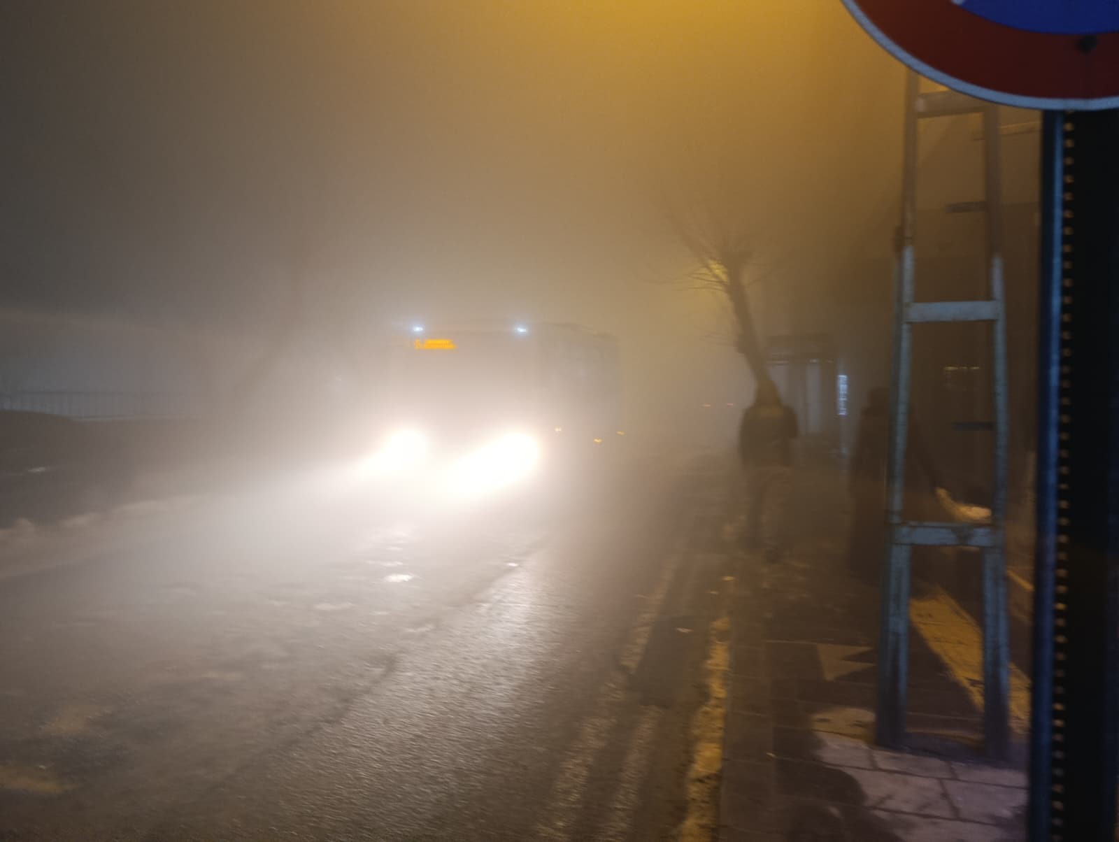 Kahramanmaraş Sisle Kaplandı! Şehir Merkezinde Görüş Mesafesi Düştü