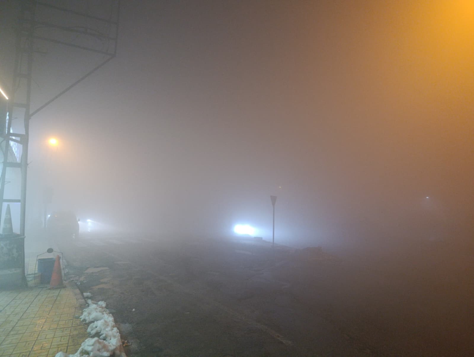 Kahramanmaraş Sisle Kaplandı! Şehir Merkezinde Görüş Mesafesi Düştü2