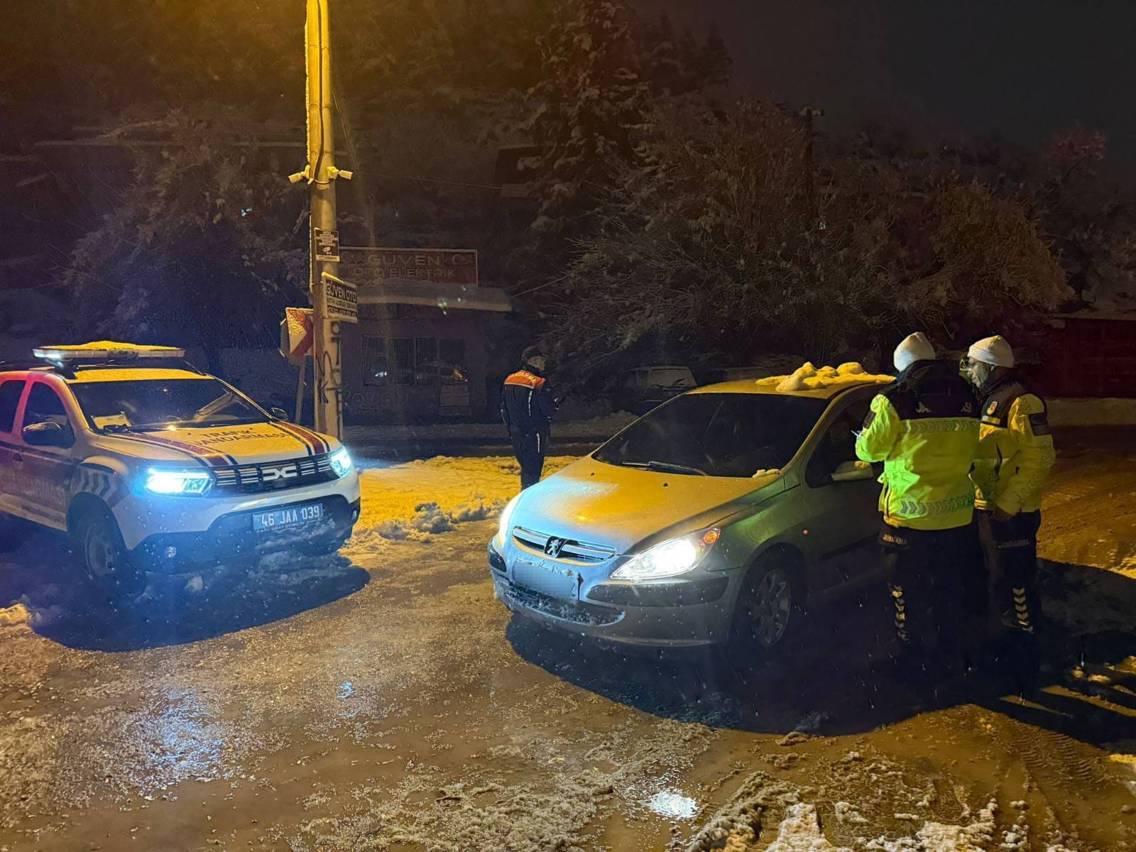 Kahramanmaraş’ta 22 Bin Araç Denetlendi Jandarmadan Kış Mesaisi1