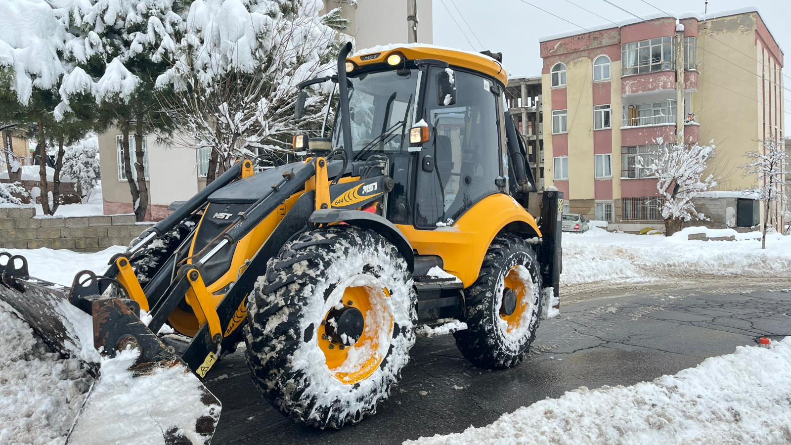 Kahramanmaraş’ta 28 Iş Makinesiyle Destek Geldi