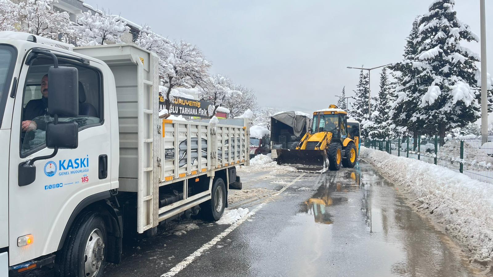Kahramanmaraş’ta 28 Iş Makinesiyle Destek Geldi3