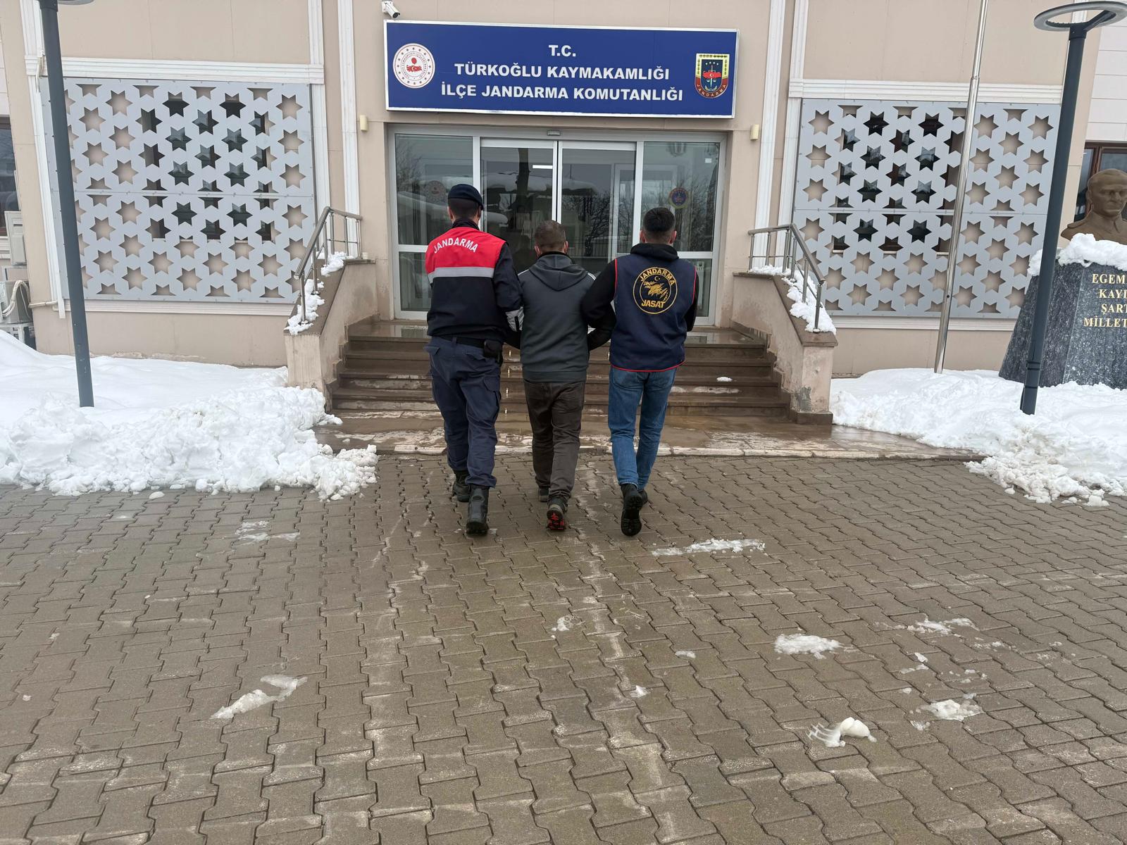 Kahramanmaraş’ta Aranan 263 Kişi Yakalandı, Çok Sayıda Silah Ele Geçirildi,