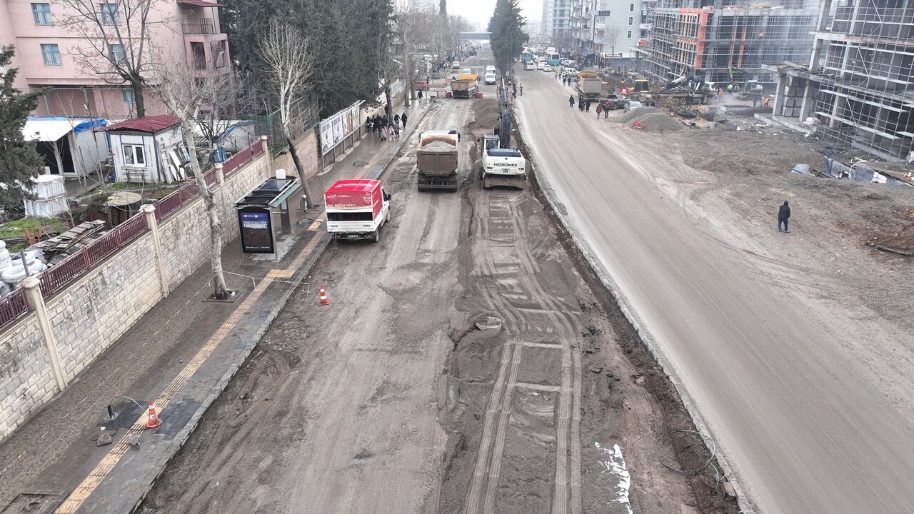 Kahramanmaraş'ta Azerbaycan Bulvarı’nda Asfalt Öncesi Hazırlıklar Başladı1