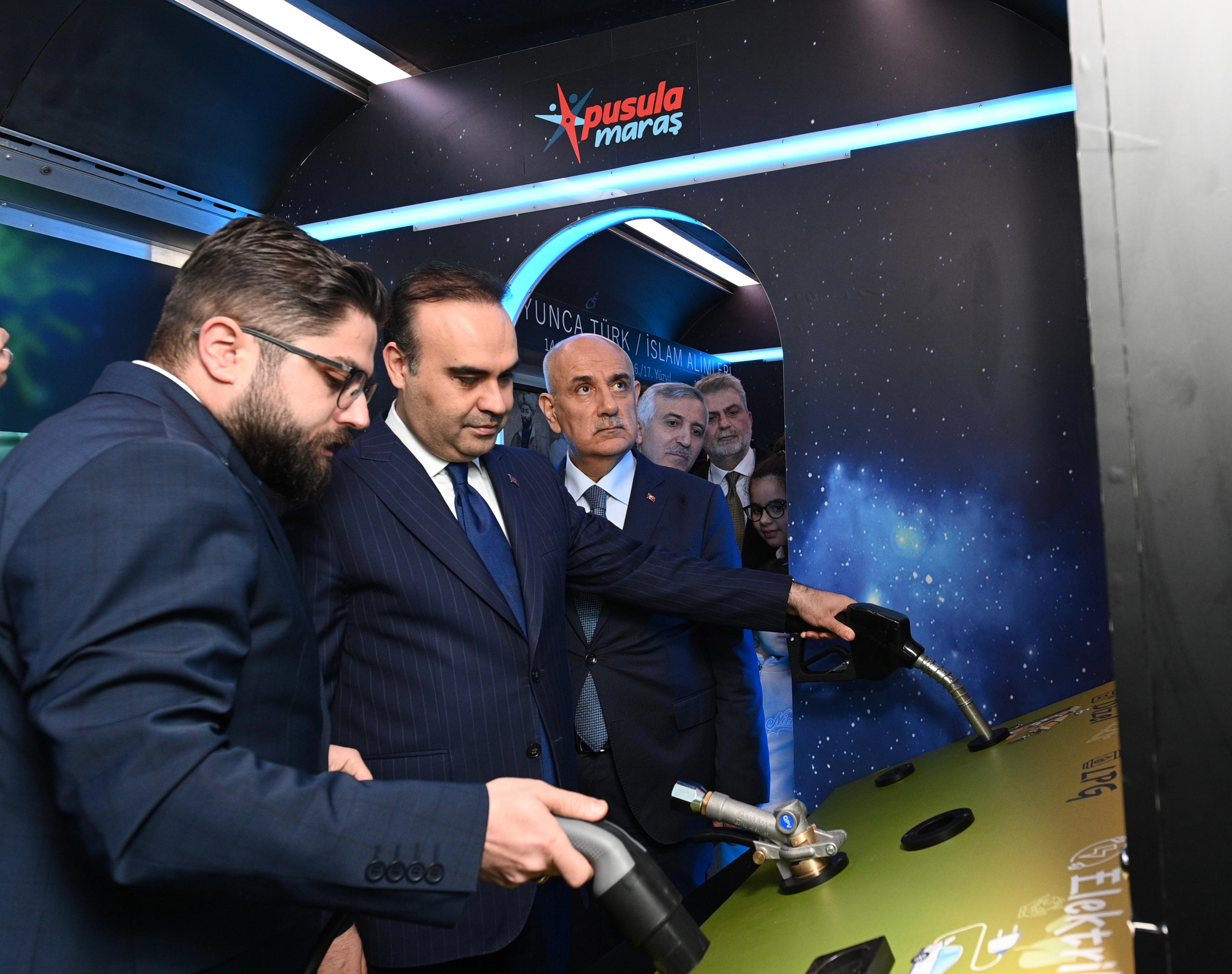 Kahramanmaraş’ta Bilimi Sokağa Taşıyan Proje Bakan Kacır İnceledi (1)