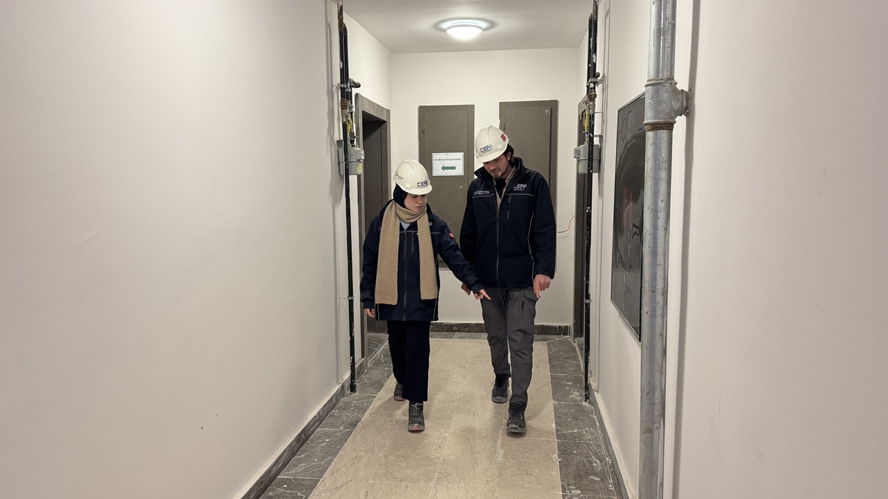 Kahramanmaraş’ta Depremzede Mimar Ünzile Çolak Mahallesini Yeniden İnşa Ediyor (3)