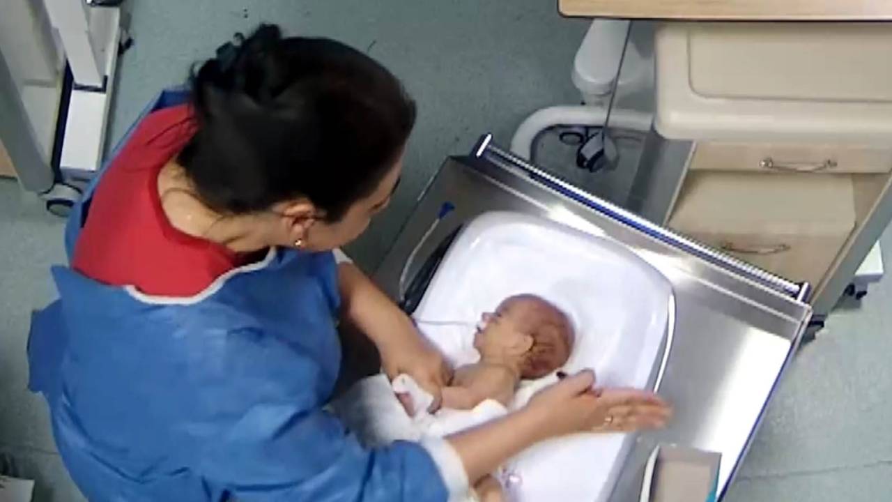 Kahramanmaraş'ta Hemşire Şiddeti Sonucu Engelli Kalan Esin'in Darbedilme Anları Kamerada (1)