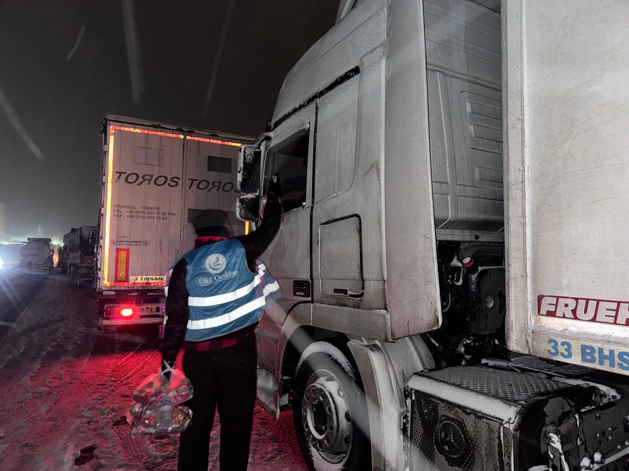 Kahramanmaraş’ta Kar Etkili Oldu, Ülkü Ocakları Sahaya Indibüyük Whatsapp Image 2026 01 23 At 11.44.36 (2)